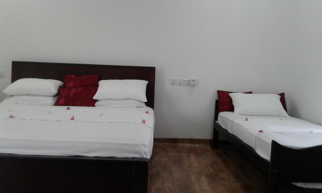 Sethun Villa Hikkaduwa Buitenkant foto